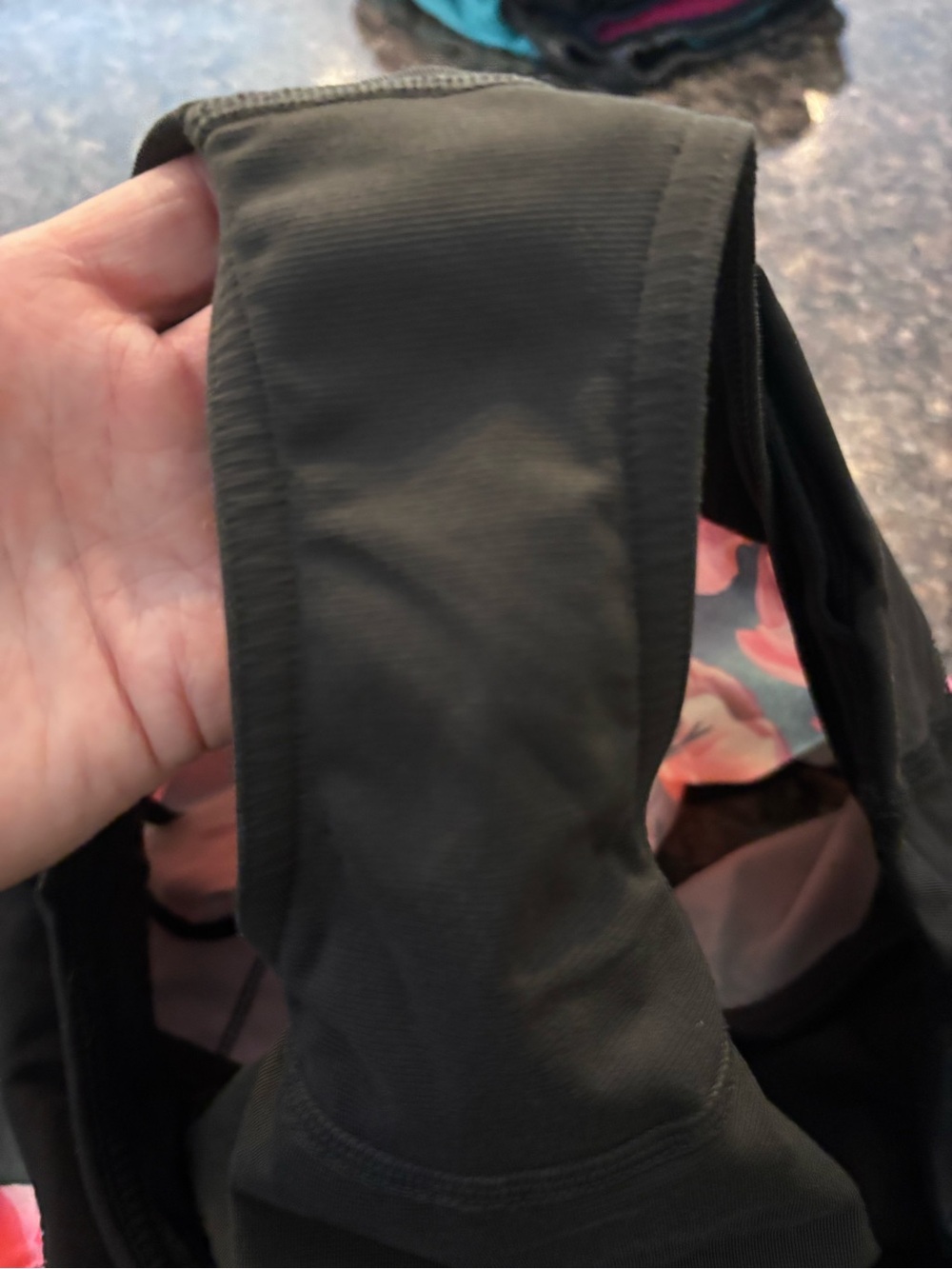 lululemon athletica Black Waist Floral Overlay speed Shorts - Picture 4 of 4